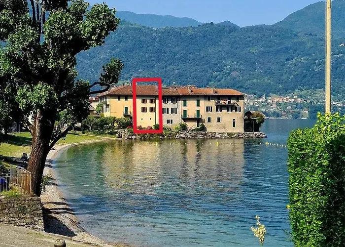 Riva Bianca Castle Apartmán *