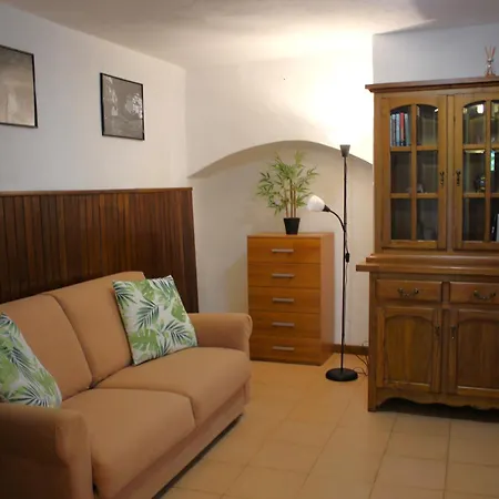 Riva Bianca Castle * Lierna