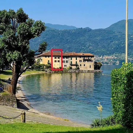 Riva Bianca Castle Apartman *